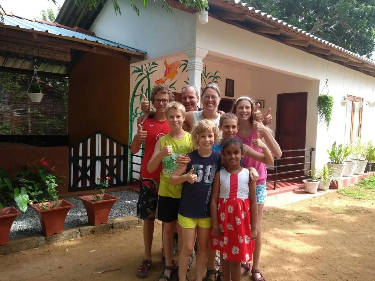 Pawansa Home Stay Habarana Exteriör bild
